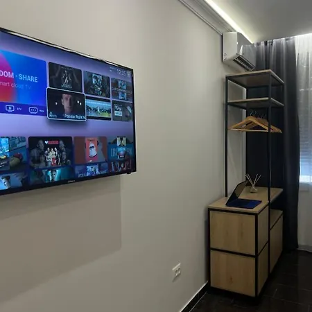 Checkpoint Apartment *