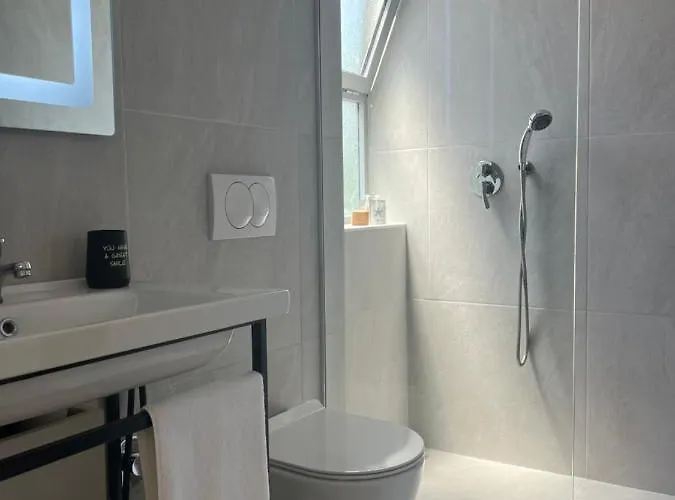 Checkpoint Apartment Tirana